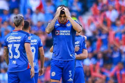 Horas clave para el futuro de Carlos Salcedo