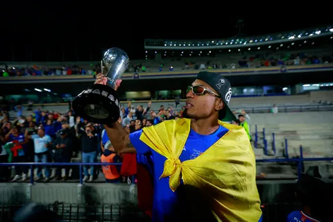 La decisión que tomó Cruz Azul para asegurar la continuidad de Willer Ditta tras el Mundial 2026