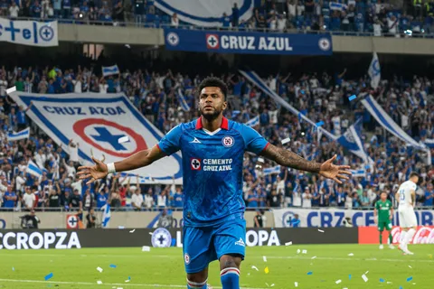 Miguel Borja arriba a Cruz Azul con el cartel de figura tras un paso por River Plate.