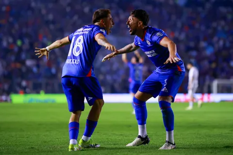 “Caso cerrado”: Rodrigo Huescas activó la cláusula de salida que tenía con Cruz Azul