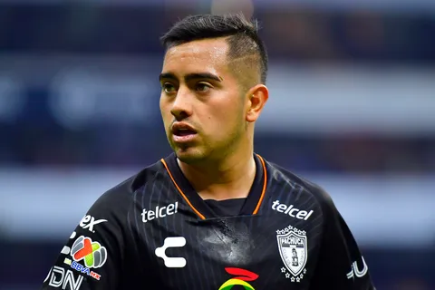 Pachuca podría tumbar la llegada de Erick Sánchez a Cruz Azul