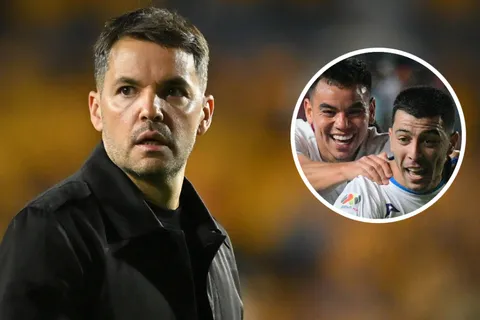 Nicolás Larcamón se refirió a las renovaciones que tienen en vilo a Cruz Azul.