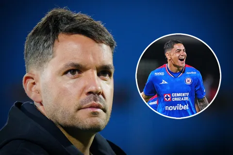 Larcamón se refirió al regreso triunfal del Toro Fernández en Cruz Azul.