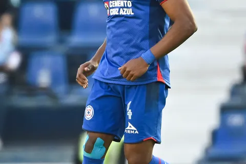 Willar Ditta es titular con Cruz Azul: ¿por qué juega con la Sub 23 si fue expulsado?