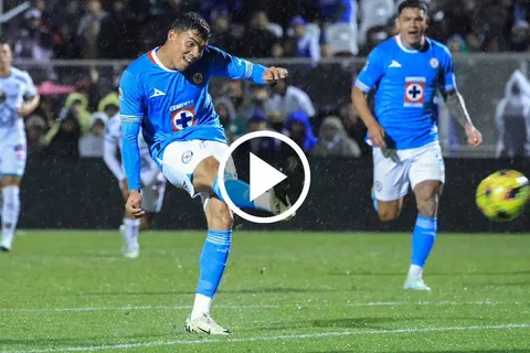 El juvenil ingresó en el segundo tiempo y fue de gran utilidad para el equipo celeste