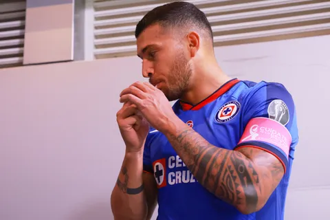 Juan Escobar pretende volver al club dueño de su carta.
