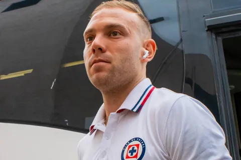 Rodolfo Rotondi tomó una decisión con su futuro en Cruz Azul
