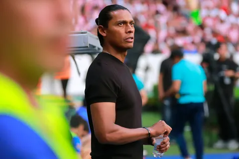 Contundente decisión de Joel Huiqui tras hilar tres derrotas consecutivas con Cruz Azul