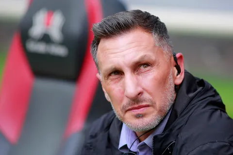 "No estoy de acuerdo con las formas": El Chaco Giménez critica a Rodrigo Huescas  por su salida