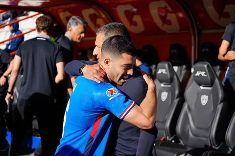 Erik Lira pausaría su renovación con Cruz Azul: tres clubes lo quieren como agente libre