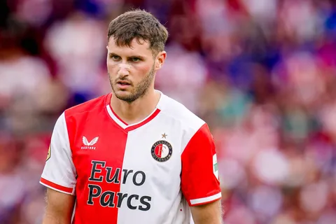 Feyenoord vs. Ajax: fecha, hora y cómo ver EN VIVO a Santi Giménez en el Clásico de la Eredivisie 2023