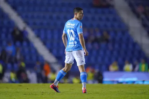 Andrés Montaño fue uno de los que se estrenó con Cruz Azul.