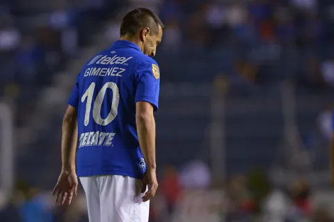 ¿Esperan fichaje estrella? Cruz Azul vuelve a dejar vacante el número 10