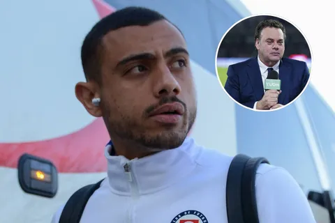 David Faitelson destruye a Giorgos Giakoumakis por ofrecer premios