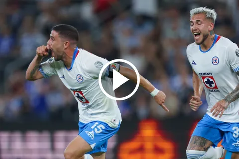 Rivero adelantó a Cruz Azul contra Rayados