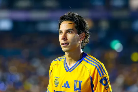 La figura de Tigres advirtió a La Máquina previo al duelo por Liga MX.