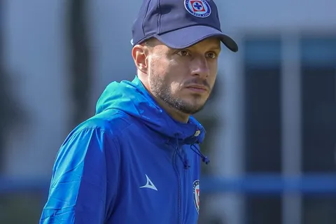 El portero titular de Cruz Azul para enfrentara a Pachuca