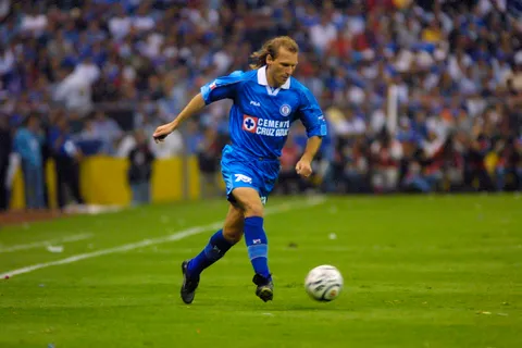 Héctor Adomaitis manda contundente mensaje a los extranjeros de Cruz Azul