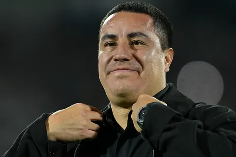 El DT y un mensaje que llama la atención.