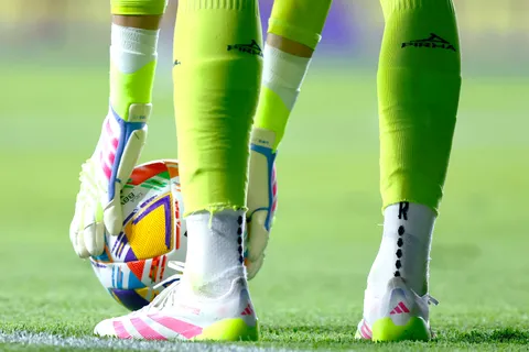 Piden investigar a Kevin Mier tras sus errores en el Cruz Azul vs. Atlas: "Muy extraño..."