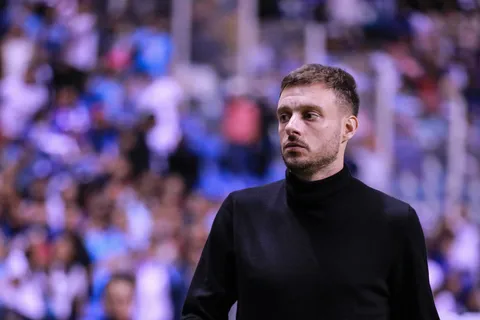Martín Anselmi espera por un nuevo refuerzo para el Clausura 2025.