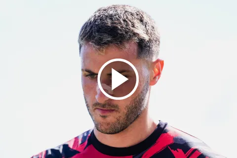 ¿Miedo? La carita de Santiago Giménez cuando vio que jugaría contra Bayern Munich y Manchester City
