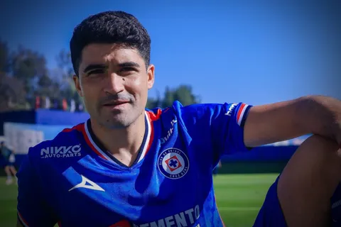 Nicolás Ibáñez rompe el silencio tras llegar a Cruz Azul con un mensaje que ilusiona: "Club gigante"