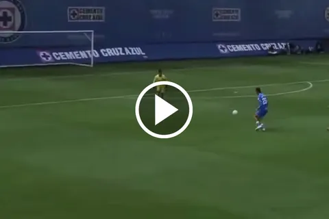 Emiliano Castañeda y un nuevo gol con Cruz Azul Sub-21.