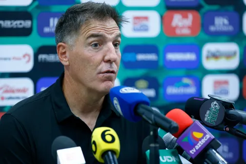 Eduardo Berizzo se refirió al duelo que tendrá Cruz Azul ante León.