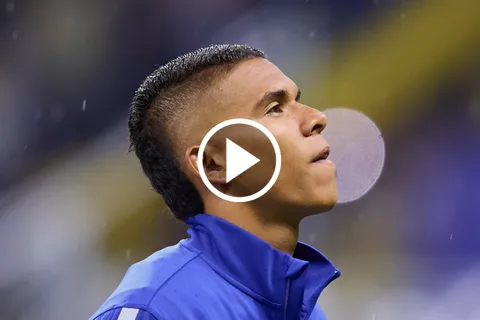 Skills Challenge 2024: Kevin Mier retrata a Cucho Hernández en el Cross Volley Challenge