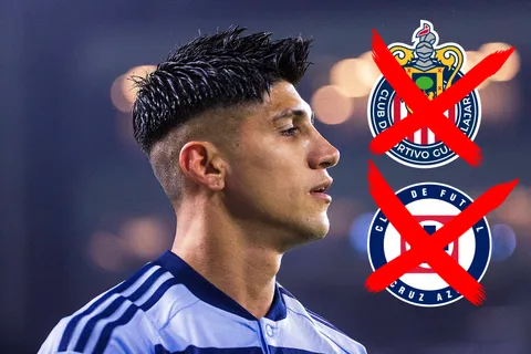 Alan Pulido tomó una decisión respecto de su futuro