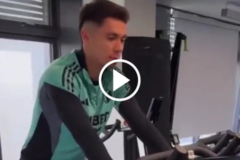 Rodrigo Huescas reaparece luego de su lesión.