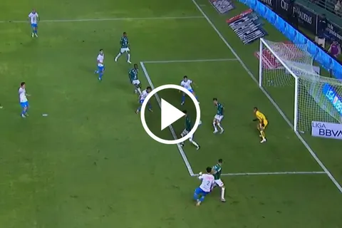 ¡Buena suerte! La fortuita jugada con la que Lorenzo Faravelli anotó un gol en Cruz Azul vs. León