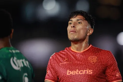 Carlos Salcedo rompió el silencio: su mensaje tras confirmarse su fichaje por el FC Juárez