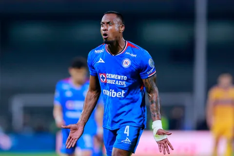 Willer Ditta, con nuevo apodo al interior de Cruz Azul.