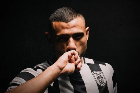 El delantero griego marcó un golazo con PAOK para asegurar la clasificación a Europa League.