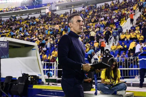 ¿Vicente Sánchez habla de los árbitros? El DT habló del gol anulado de Cruz Azul ante el América