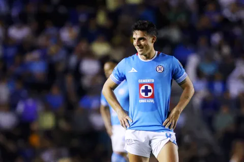 Lolo Faravelli celebró el triunfo ante América.