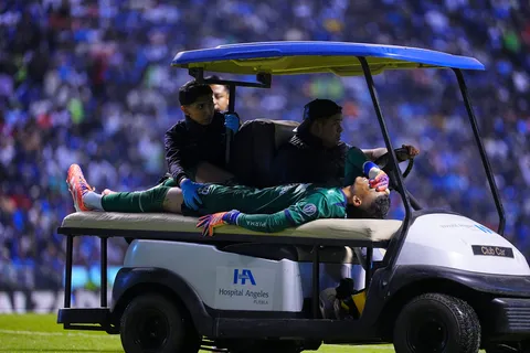 Un médico especialista da la clave para que Kevin Mier pueda volver más rápido: "Si el quiere..."