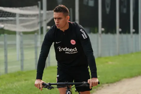 Rafael Santos Borré fue sincero desde el inicio: por esto no llegó a Cruz Azul