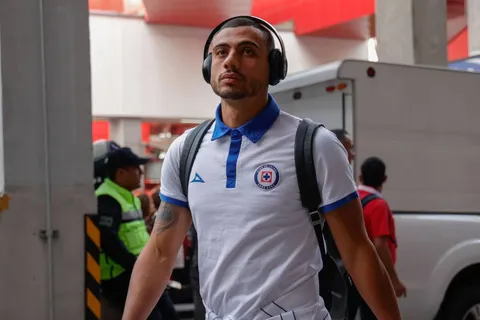 Llegarían ofertas millonarias a Cruz Azul por Giorgos Giakoumakis