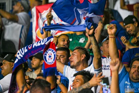 Noticias de Cruz Azul hoy, 8 de agosto: Mhoni Vidente, Santiago Giménez y la Leagues Cup