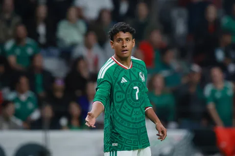 Luis Romo, ex Cruz Azul, marca el ritmo del Tri en el Mundial 2026.