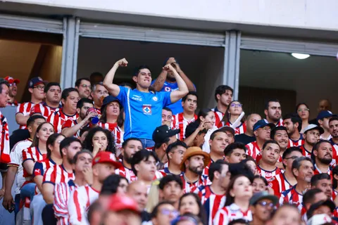 Cruz Azul no perdonó y lanzó un dardo a Chivas tras clasificar a la final del Clausura 2026