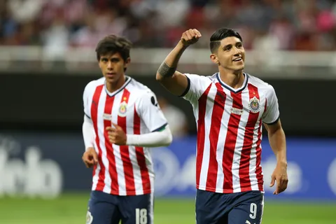 Cruz Azul lo buscó en el pasado y ahora Chivas está a un paso de repatriarlo en este Clausura 2025