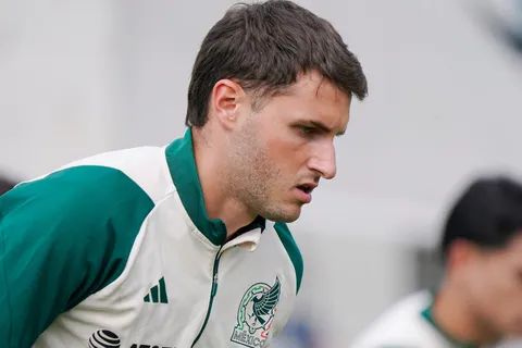 Santiago Giménez se perfila para ser titular en el partido de México vs. Ghana