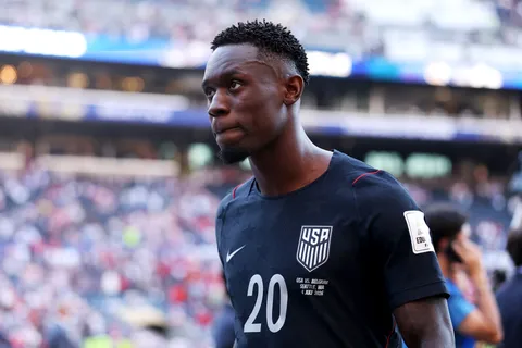 Folarin Balogun, el jugador marcado por Trump, es la llave para que Erik Lira fiche por el Mónaco