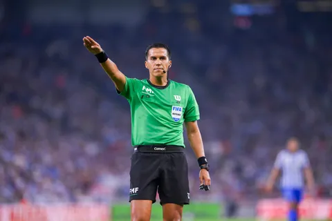Se confirmó quién será el arbitro del Cruz Azul vs. Chivas