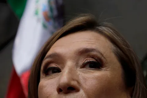 Cruz Azul le hace perder una apuesta a una senadora tras caer ante el Pachuca