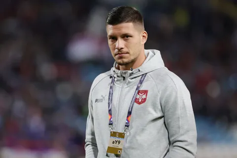 El delantero vio acción por última vez con Serbia en la fecha FIFA.